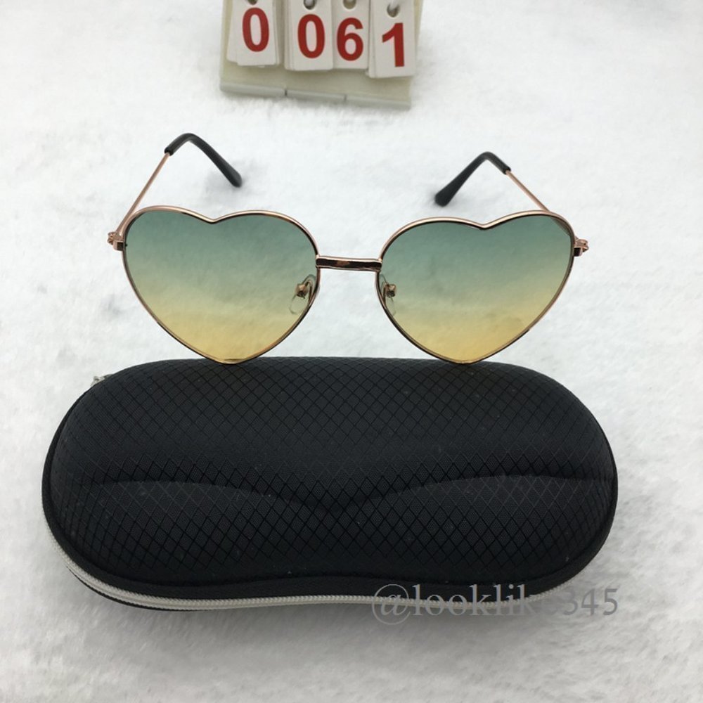 NWOT Ombre Heart Aviator Sunglasses with Case